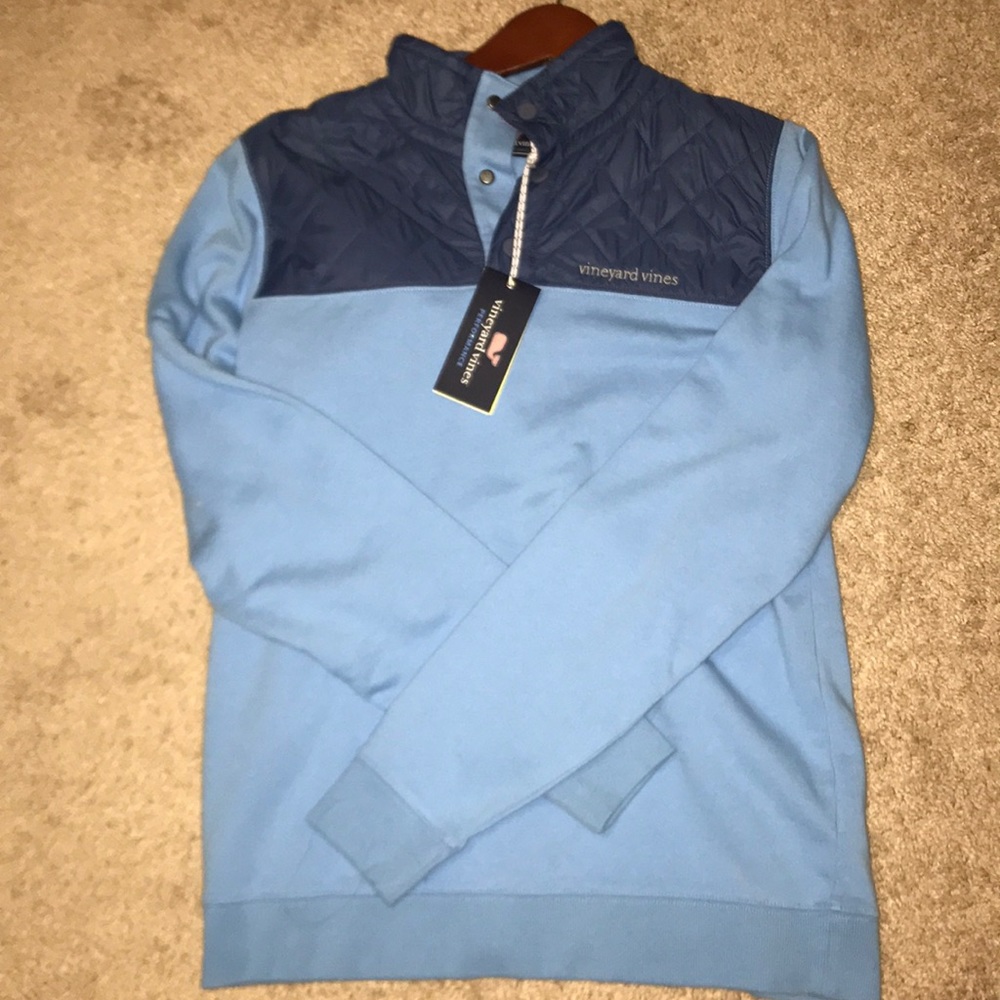 Vineyard vines sweater